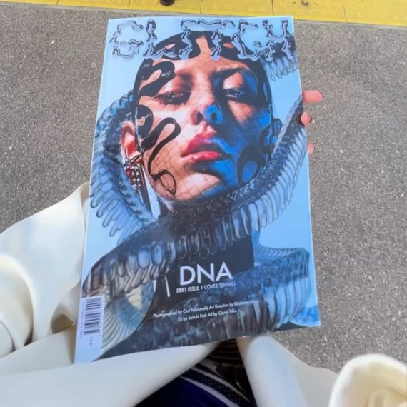World’s First AR Fashion Magazine Tile 4
